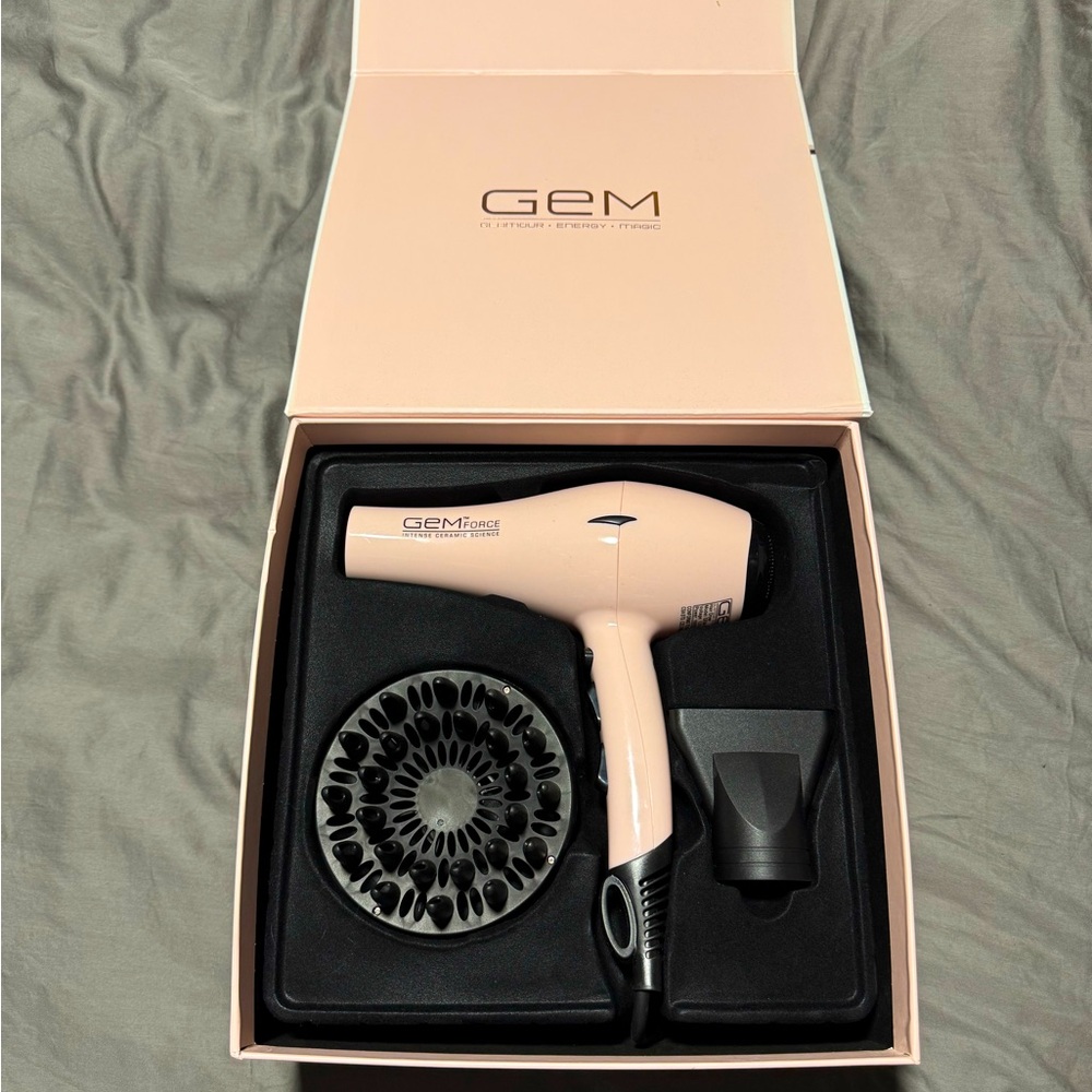 New GEM Hair Dryer in Box